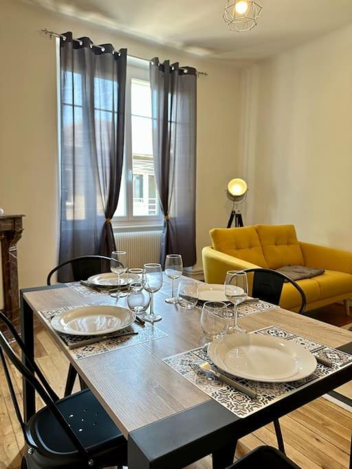 부르앙브레스 Chez Delphine 아파트 외부 사진